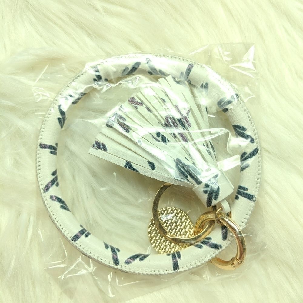 Wristlet bangle keychain bracelet tassel keyring